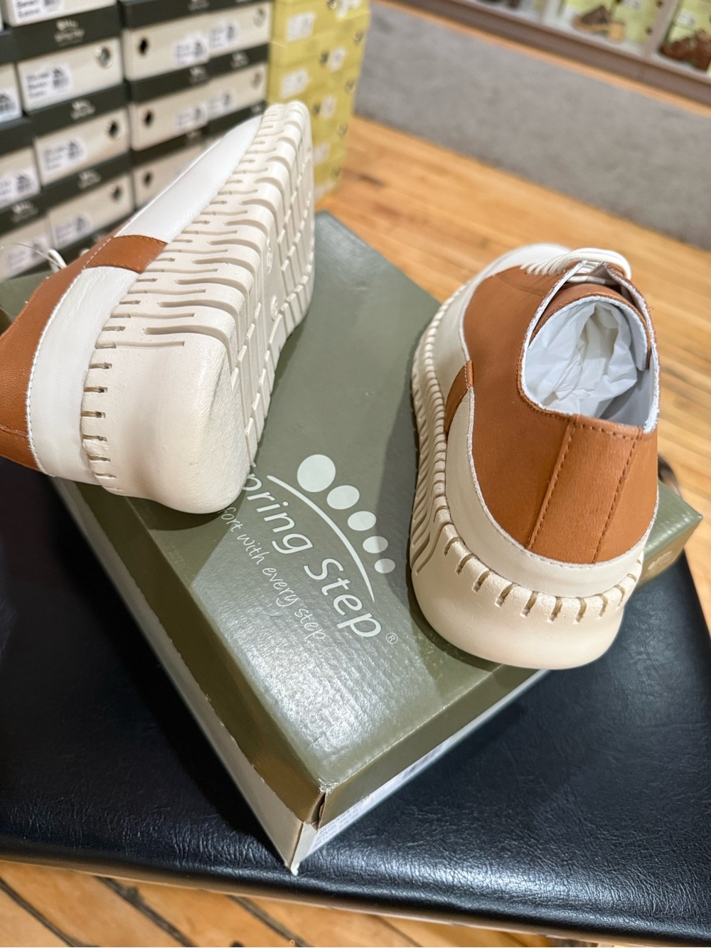 Spring Step Camel Slip On - Picture 4 of 4